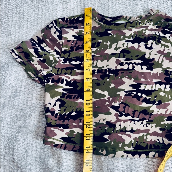 Skims Camouflage swim Crop Top - Green and Brown - Picture 4 of 6